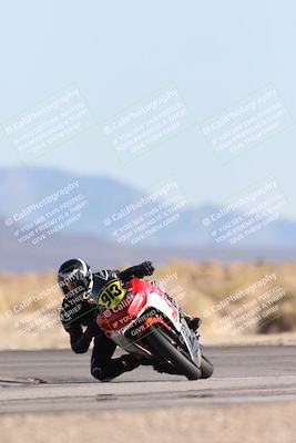 media/Dec-07-2025-CVMA (Sun) [[3e7d2de5dc]]/Race 9-Formula UL Shootout/